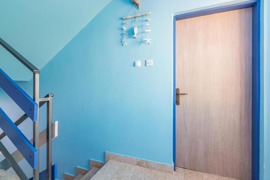 Rooms & Studio Apartments By The Way Baska  Ngoại thất bức ảnh